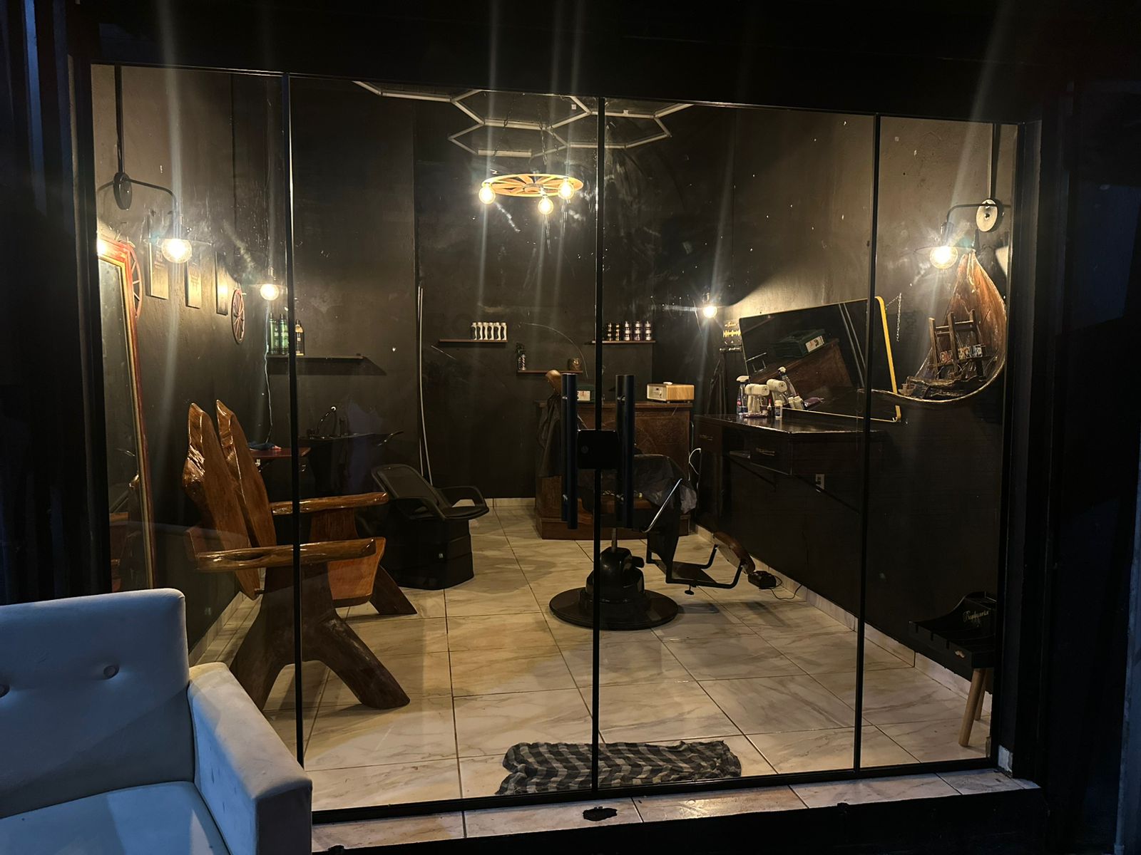 Navalha Negra Barbearia - Foto 2